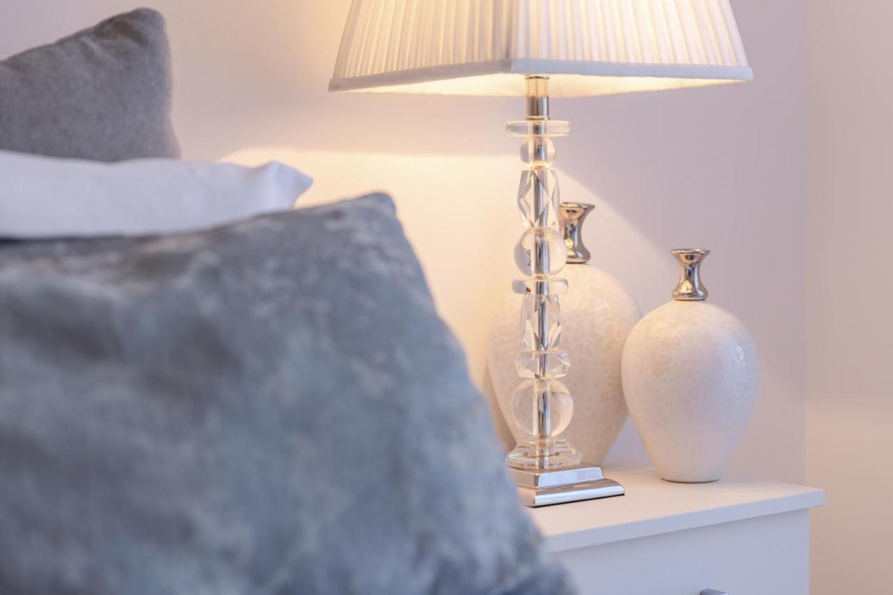Apartment Elegance By Monte Aria